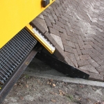 A Dutch Machine that Lays Brick like an Unrolled Carpet